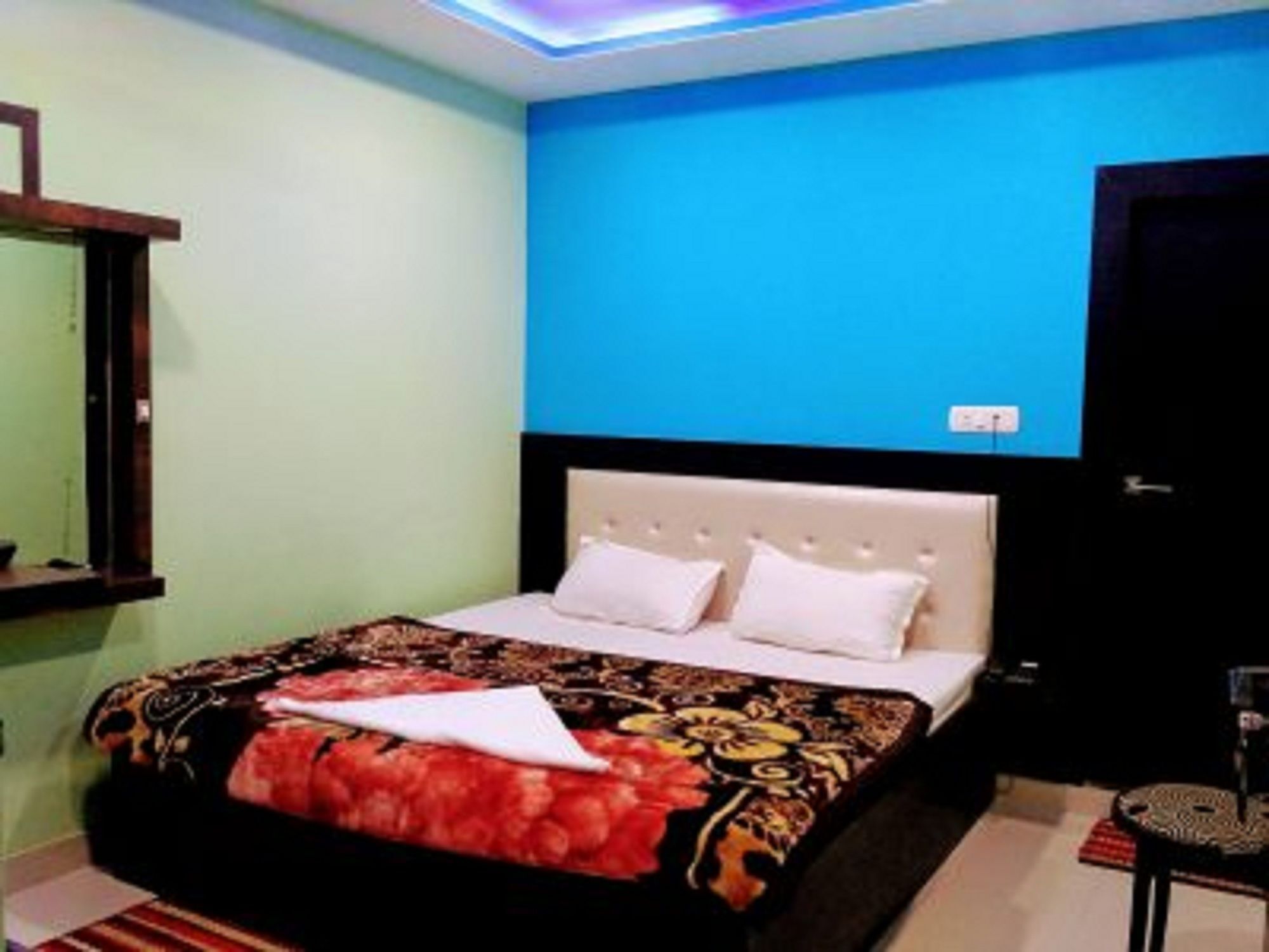 Utsav Residency Hotel Varanasi