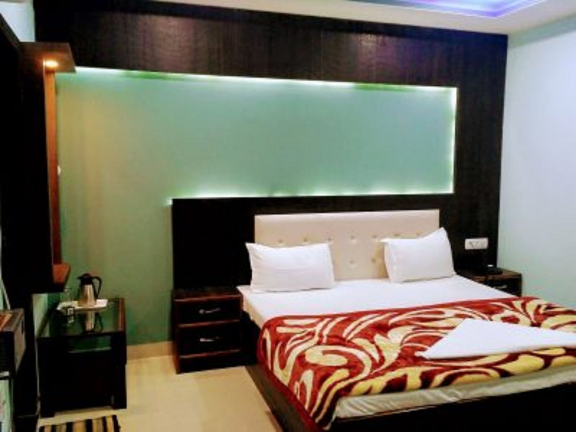 Hotel Utsav Residency 3*
